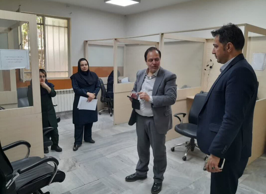 بازدید مدیر بهزیستی شهرستان کرج از مراکز تخصصی مشاوره و مدیریت بحران