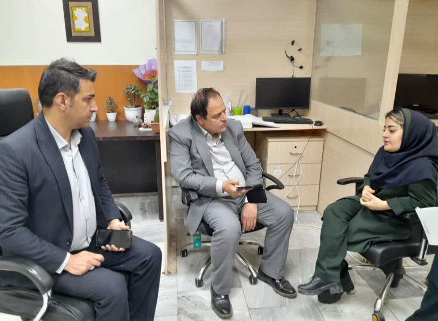 بازدید مدیر بهزیستی شهرستان کرج از مراکز تخصصی مشاوره و مدیریت بحران