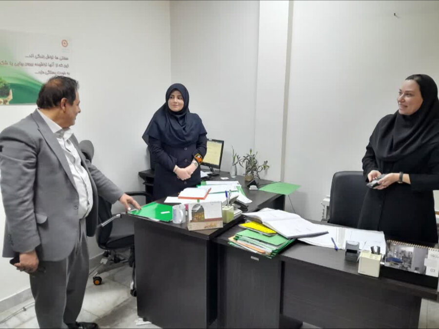 بازدید مدیر بهزیستی شهرستان کرج از مراکز تخصصی مشاوره و مدیریت بحران