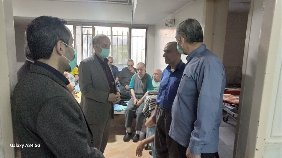 بازدید سرپرست اداره کل بهزیستی استان مرکزی از مراکز نگهداری سالمندان و بیماران اعصاب و روان بازدید سرپرست اداره کل بهزیستی استان مرکزی از مراکز نگهداری سالمندان و بیماران اعصاب و روان