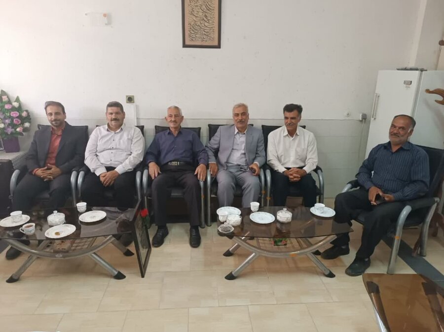 دیدار اعضای هیئت مدیره موسسه فرزانگان با سرپرست بهزیستی شهرستان مهریز دیدار اعضای هیئت مدیره موسسه فرزانگان با سرپرست بهزیستی شهرستان مهریز