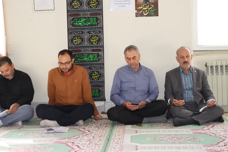  قرائت دعای توسل در بهزیستی استان در محکومیت جنایات رژیم صهیونیستی و حمایت از جبهه مقاومت