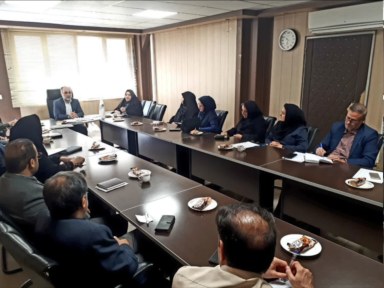 از برگزاری جلسات کمیته های تخصصی سالمندان تا برگزاری کارگاه آموزشی ویژه بازنشستگان همدانی