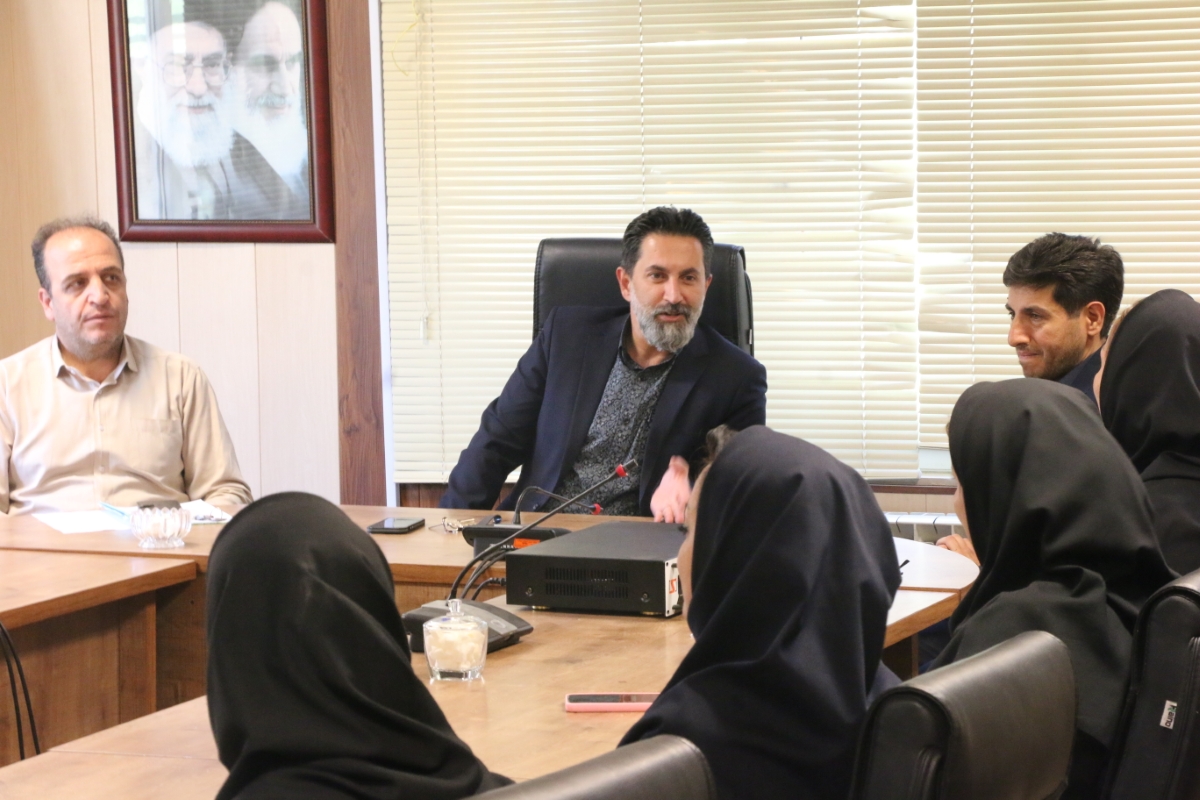 مشاوره تلفنی خط ۱۴۸۰ شبانه روزی میشود / خدمت در بهزیستی ادامه دارد