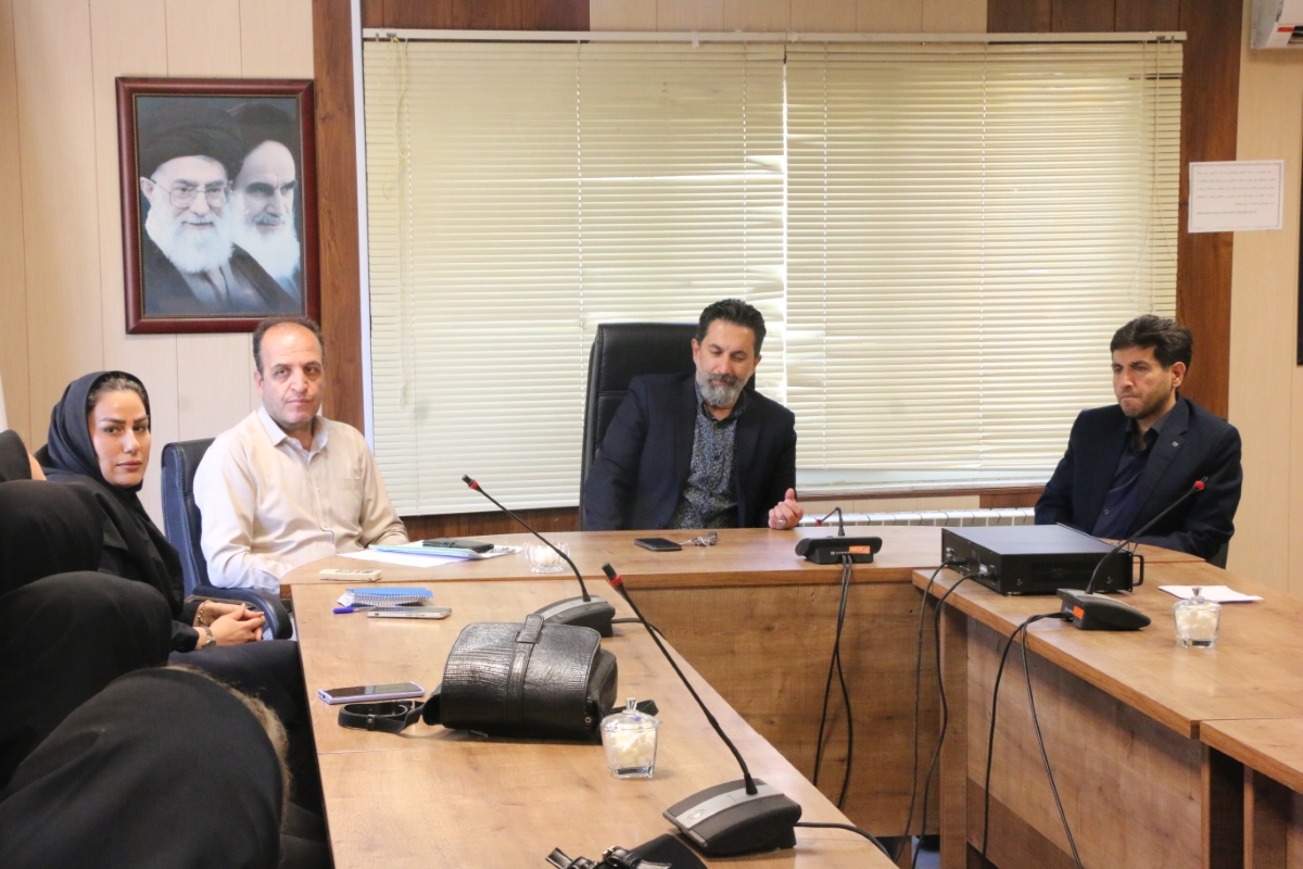 مشاوره تلفنی خط ۱۴۸۰ شبانه روزی میشود / خدمت در بهزیستی ادامه دارد