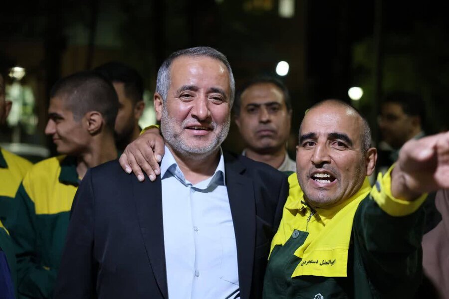 خراسان جنوبی-در آستانه روز تکریم از بازنشستگان وسالمندان انجام شد 