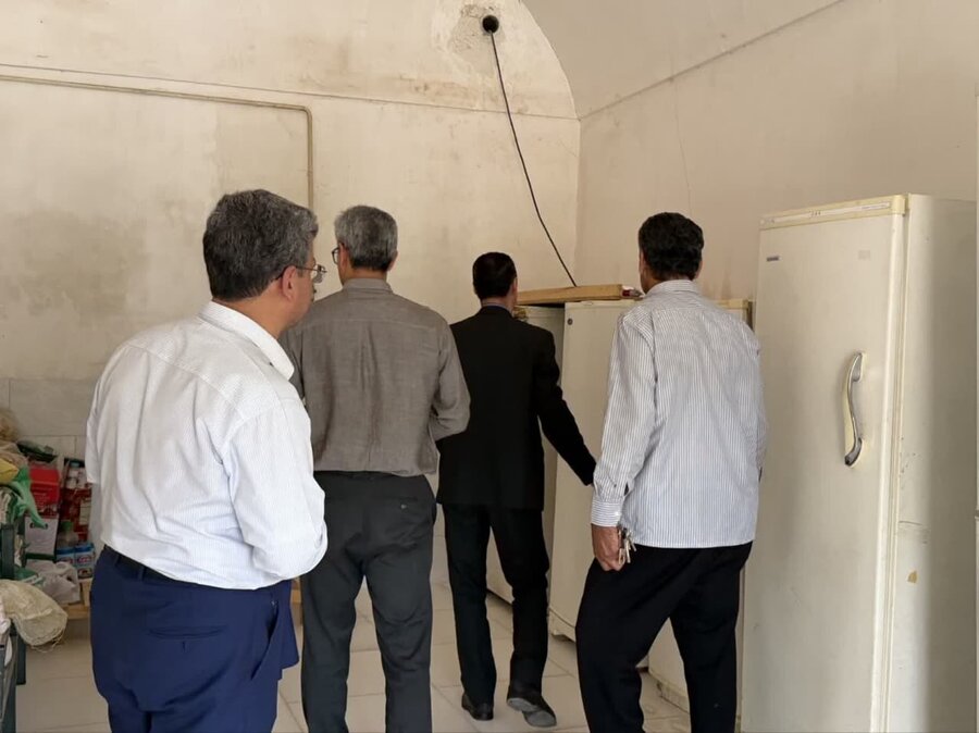 بازدید مدیرکل از مراکز شبانه روزی اردکان