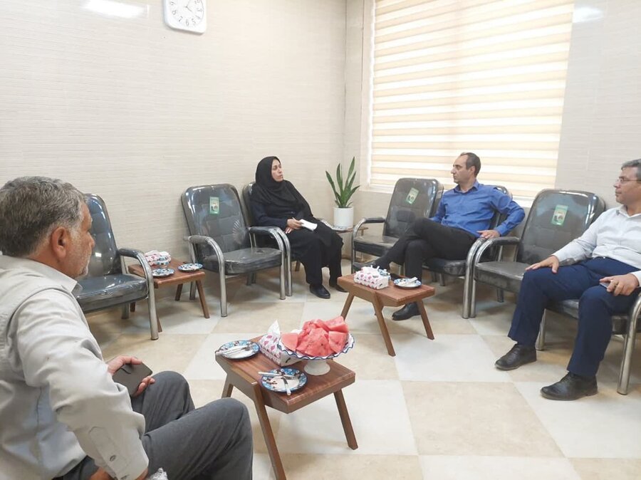 بازدید مدیرکل بهزیستی از مراکز شبانه روزی میبد