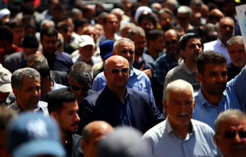 اشتهارد | حضور رئيس و كاركنان اداره بهزيستى و مردم شريف اشتهارد در آئين تشييع پيكر شهيدعليرضا خلج