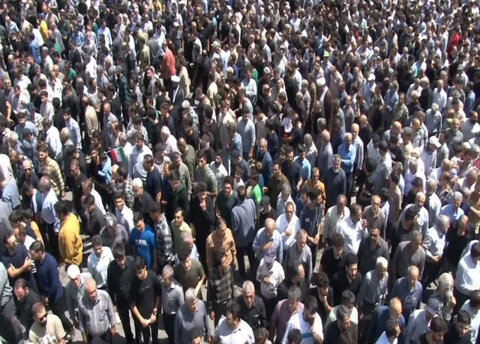 اشتهارد | حضور رئيس و كاركنان اداره بهزيستى و مردم شريف اشتهارد در آئين تشييع پيكر شهيدعليرضا خلج