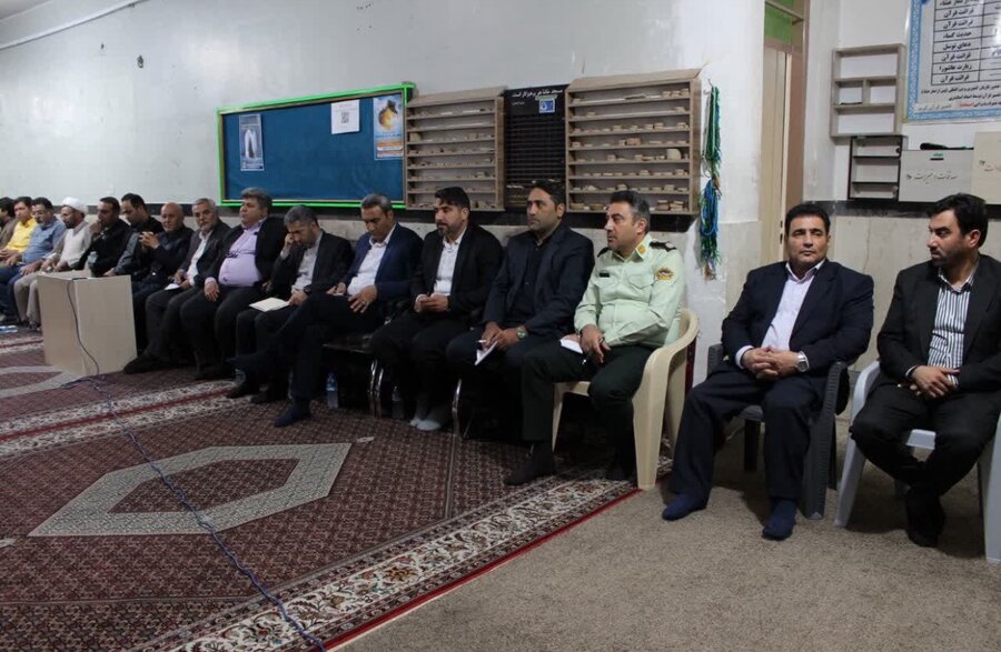 اسلامشهر | حضور رئیس اداره بهزیستی شهرستان در میز خدمت 