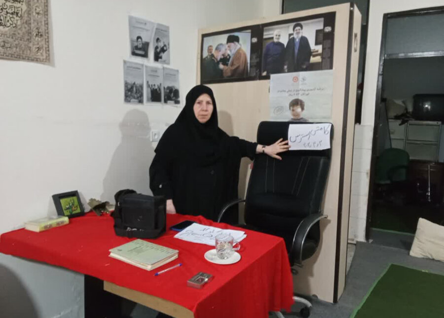 چهارباغ | آموزش کاهش استرس درخانواده برای گروه هدف بهزیستی و افراد محله درپایگاه بسیج مرکز ۸۶۹۴ چهارباغ