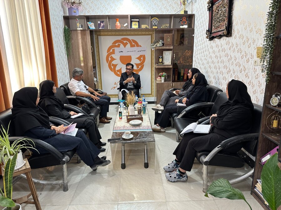 جم| برگزاری کارگاه آموزشی تیم”محب”در بهزیستی شهرستان جم
