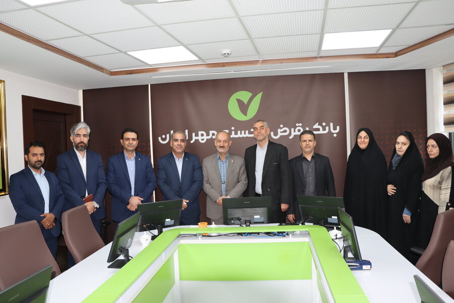 دیدار اله دادی سرپرست اداره کل بهزیستی استان مرکزی با کاییدی مدیر شعب بانک قرض الحسنه مهر ایران