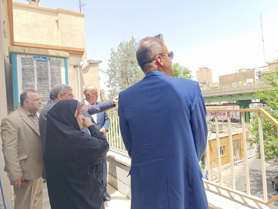 بازدید رئیس سازمان بهزیستی کشور از ادارات بهزیستی استان تهران بازدید رئیس سازمان بهزیستی کشور از ادارات بهزیستی استان تهران