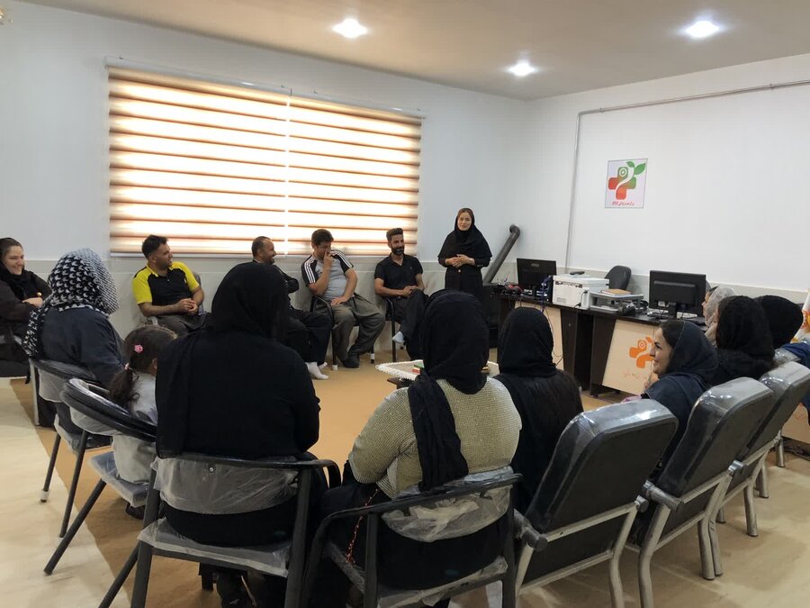 کارگاه آموزش خانواده در سروآباد برگزار شد