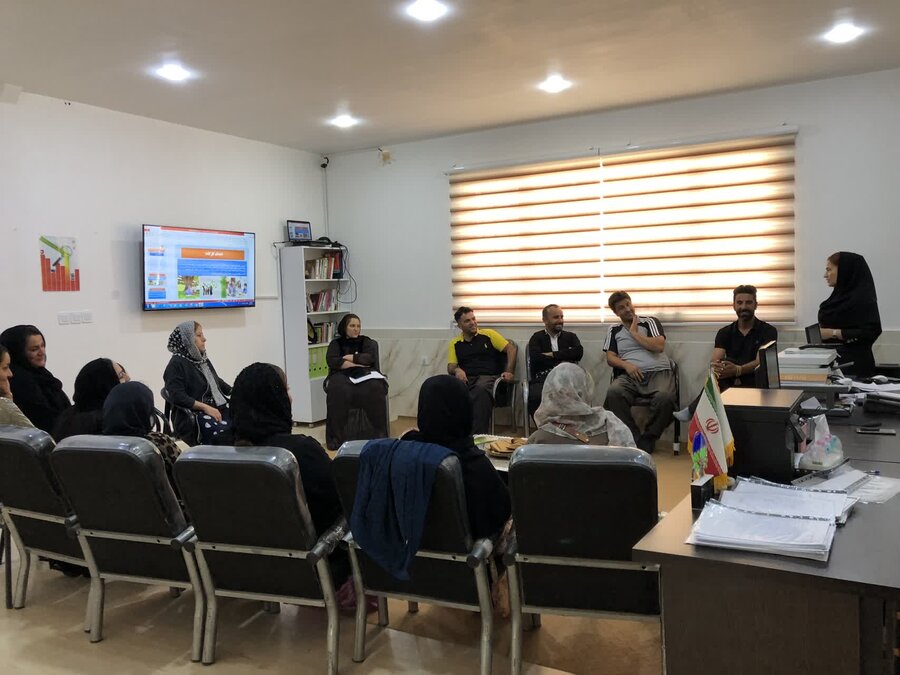 کارگاه آموزش خانواده در سروآباد برگزار شد