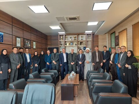 جلسه مدیر کل بهزیستی فارس با رئیس دانشگاه علمی کاربردی