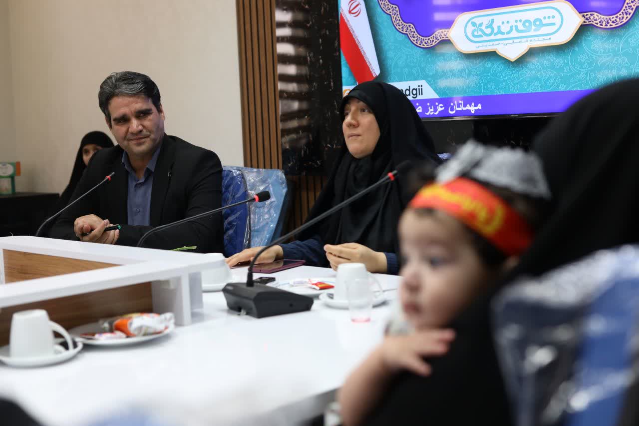 نغمه امید در سوگ محرم؛ هشت کودک به نیت امام رضا(ع) و حضرت علیاصغر(ع) به آغوش خانوادهها سپرده شدند