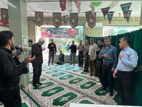 گزارش تصویری|مراسم پرفیض زیارت عاشورا در سومین روز از دهه ی محرم برگزار شد