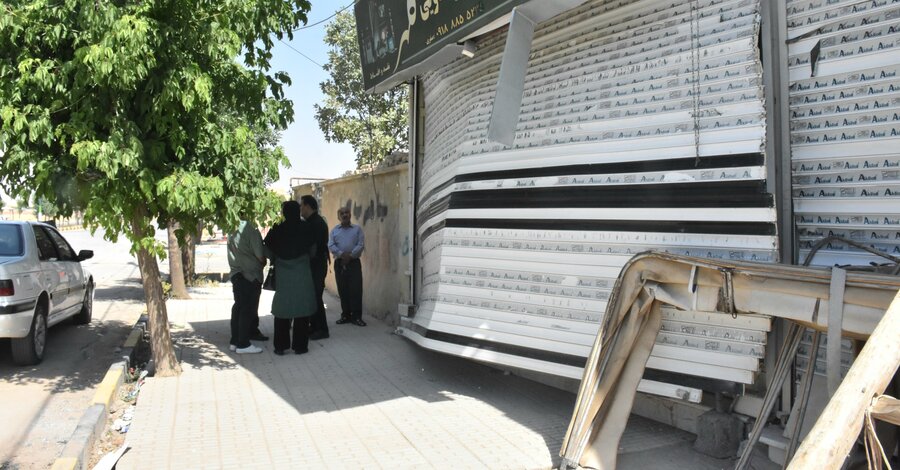 بازدید از نقاط حادثه دیده از جنگ تحمیلی