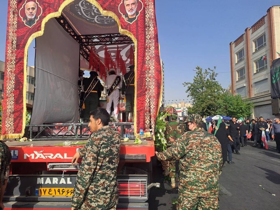 شهر تهران| حضور گسترده مسئولین و کارکنان بهزیستی تهران در مراسم تشییع پیکر پاک شهیدان مظلوم