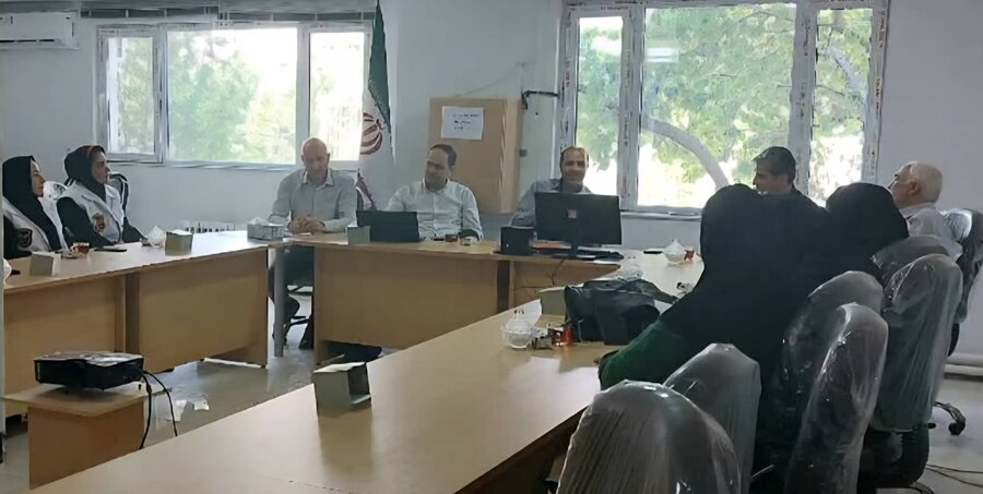 برگزاری جلسه توجیهی تشکیل تیم‌های طرح «محب» در اداره بهزیستی ماکو
