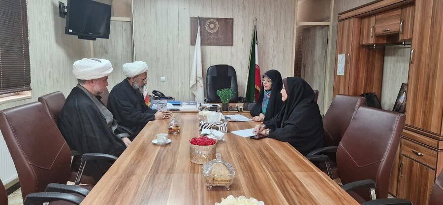 شهریار | برگزاری جلسه رئیس بهزیستی شهرستان با نمایندگان گروه مبلغین میثم تمار