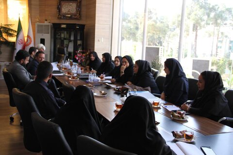 با حضور مدیر کل بهزیستی فارس و قاضی اسدی سرپرست مجتمع قضایی حمایتی شوق زندگی شیراز برگزار شد