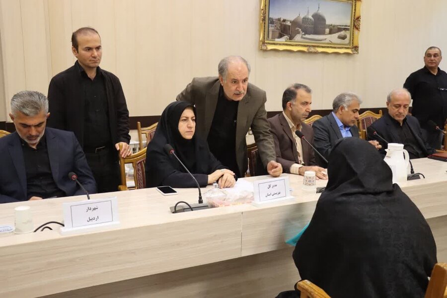 حضور مدیرکل بهزیستی استان اردبیل در برنامه ملاقات مردمی استاندار