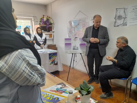 استاندار البرز و فرماندار ویژه کرج از روند خدمت‌رسانی تیم محب، اورژانس اجتماعی ۱۲۳ و مرکز مشاوره ۱۴۸۰ بازدید کردند