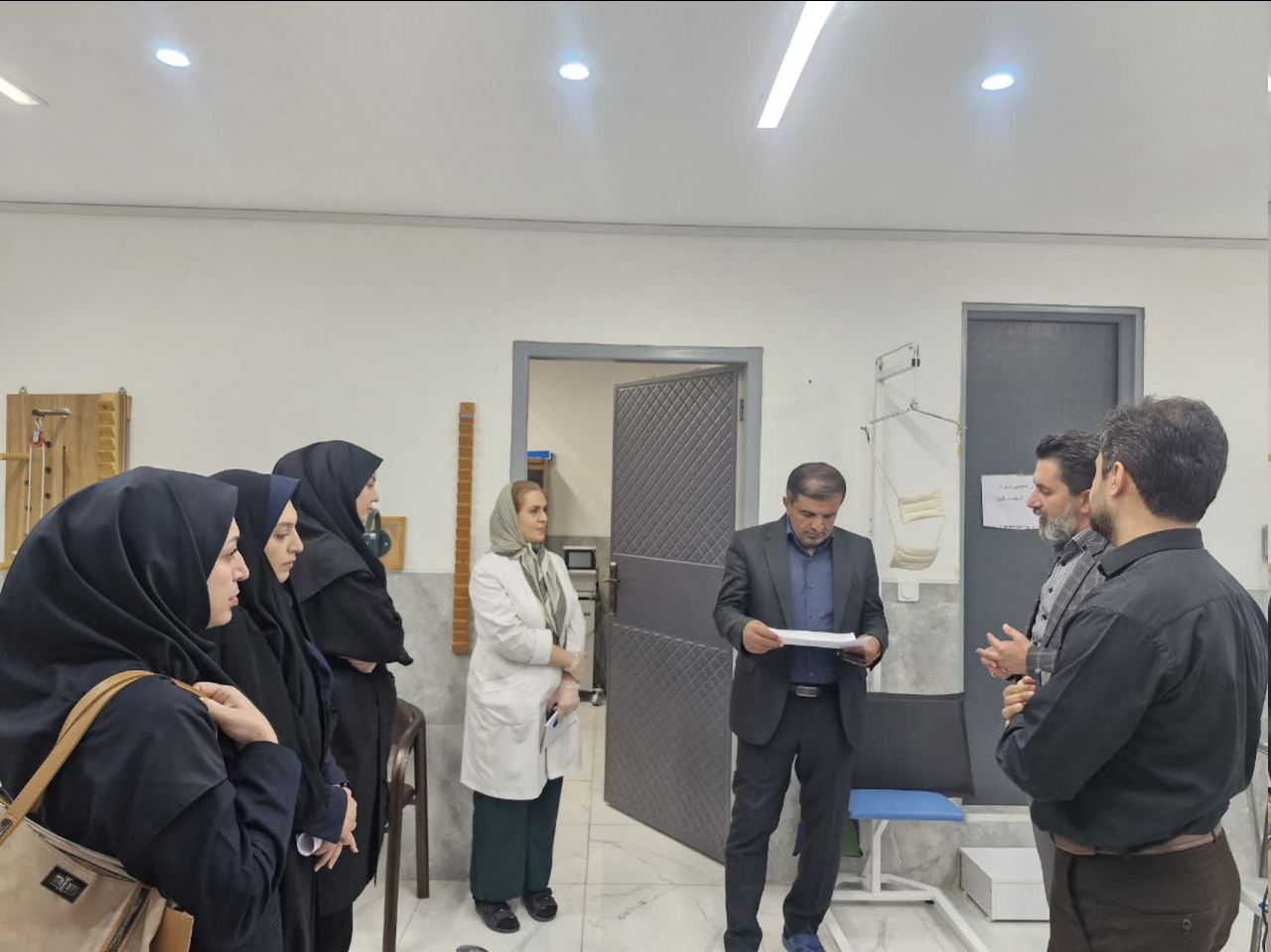 از برگزاری جلسه شورای ساماندهی سالمندان در شهرستان ها تا بازدید از مراکز روزانه سالمندان با همراهی مسئولین استانداری همدان