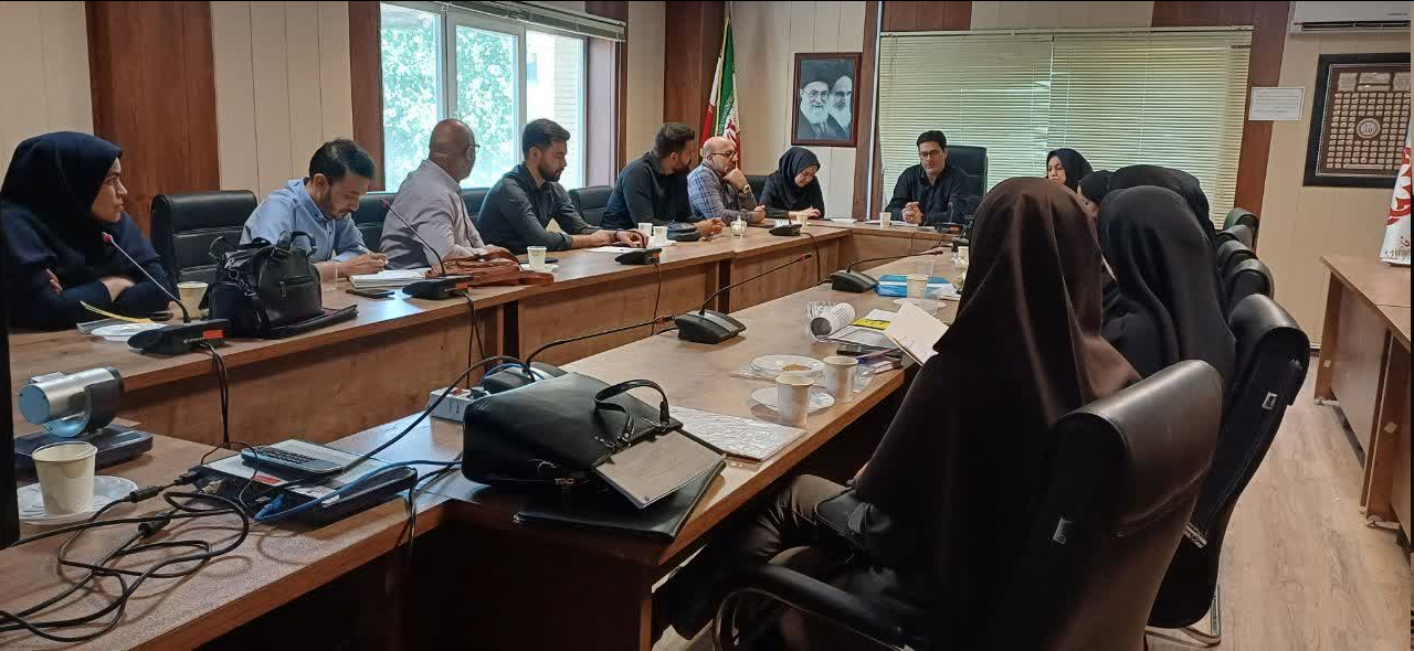از برگزاری جلسه شورای ساماندهی سالمندان در شهرستان ها تا بازدید از مراکز روزانه سالمندان با همراهی مسئولین استانداری همدان