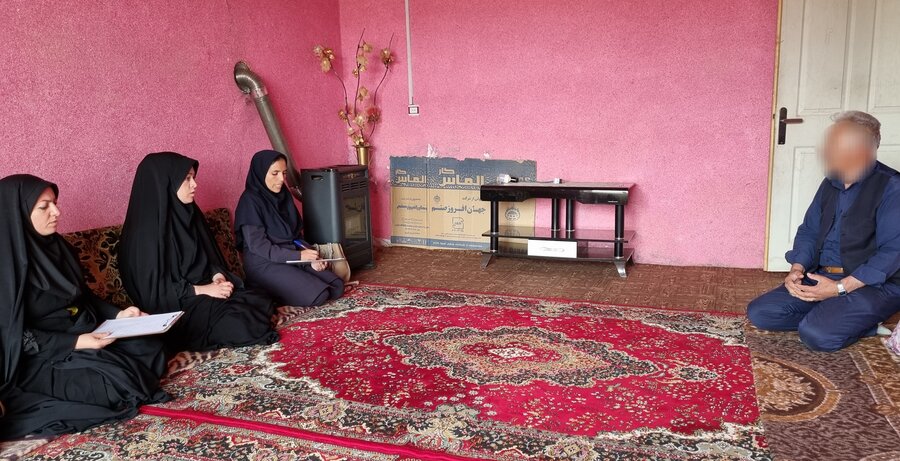  رئیس بهزیستی چالدران به دیدار مددجویان رفت