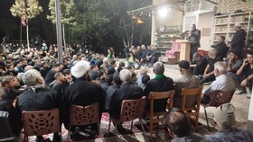 بی تفاوت نبودن درس بزرگ عاشورای حسینی است