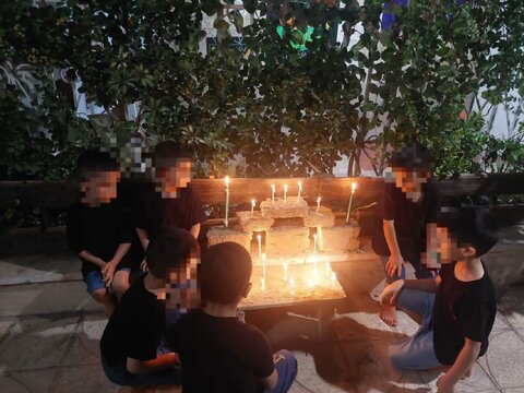 مراسم شام غریبان شب در خانه مهر نیکسا برگزار شد