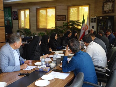 جلسه هماهنگی برگزاری هفته ی بهزیستی با حضور  مدیر کل و شورای معاونین بهزیستی فارس
