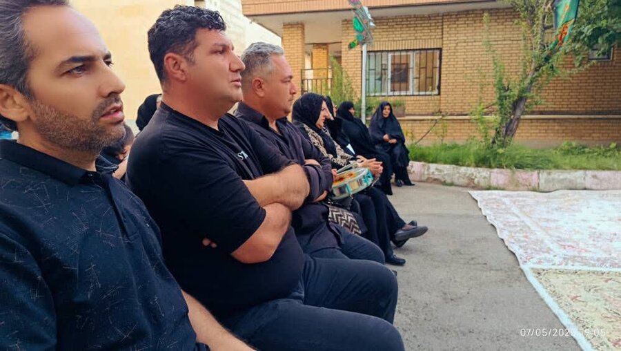برگزاری زیارت عاشورا در شیرخوارگاه مهر ارومیه همزمان با تاسوعای حسینی