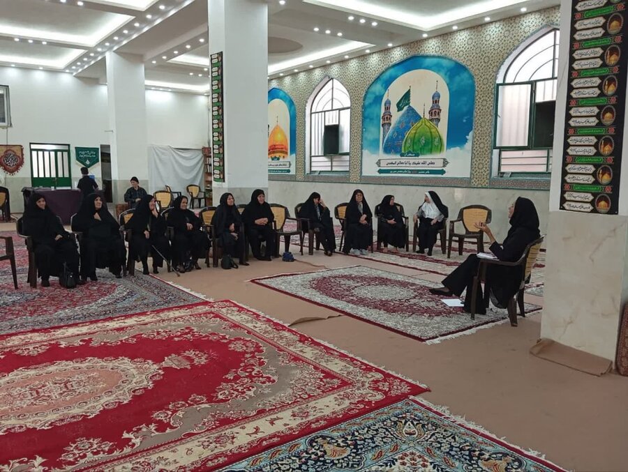 جلسه طرح توانمند سازی ویژه بانوان سالمندان در شهرستان بافق برگزار شد 