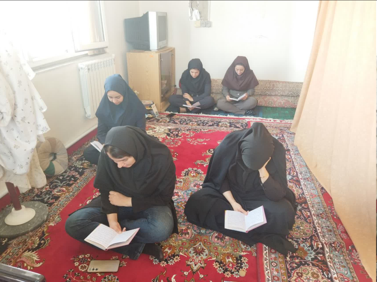 برگزاری مراسم زیارت عاشورا در بهزیستی اسدآباد