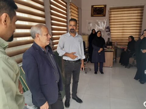 بازدید سر زده فرماندار شهرستان نرماشیر از اورژانس اجتماعی