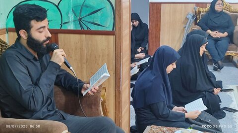 برگزاری مراسم زیارت عاشورا در شیرخوارگاه شهید ناجی بهزیستی شهرستان بوشهر با حضور مسئولین بهزیستی استان
