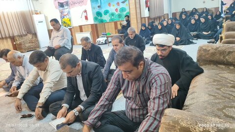 برگزاری مراسم زیارت عاشورا در شیرخوارگاه شهید ناجی بهزیستی شهرستان بوشهر با حضور مسئولین بهزیستی استان