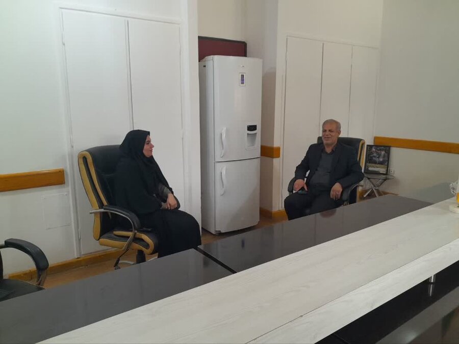 بازدید سر زده فرماندار شهرستان نرماشیر از اورژانس اجتماعی