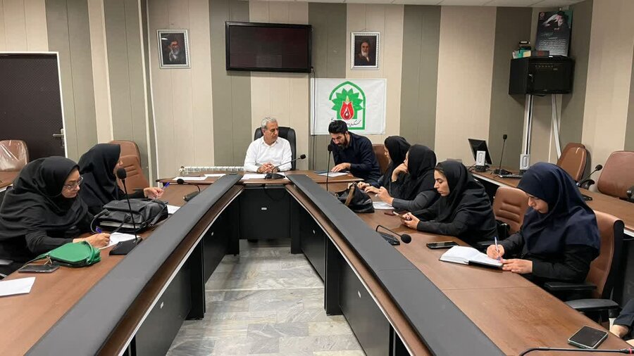 برگزاری نشست هماندیشی با مسئولین مراکز مثبت زندگی بهزیستی قروه