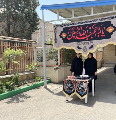ساوجبلاغ | برپایی ایستگاه صلواتی به مناسبت شهادت امام سجاد علیه السلام در محل اداره بهزیستی