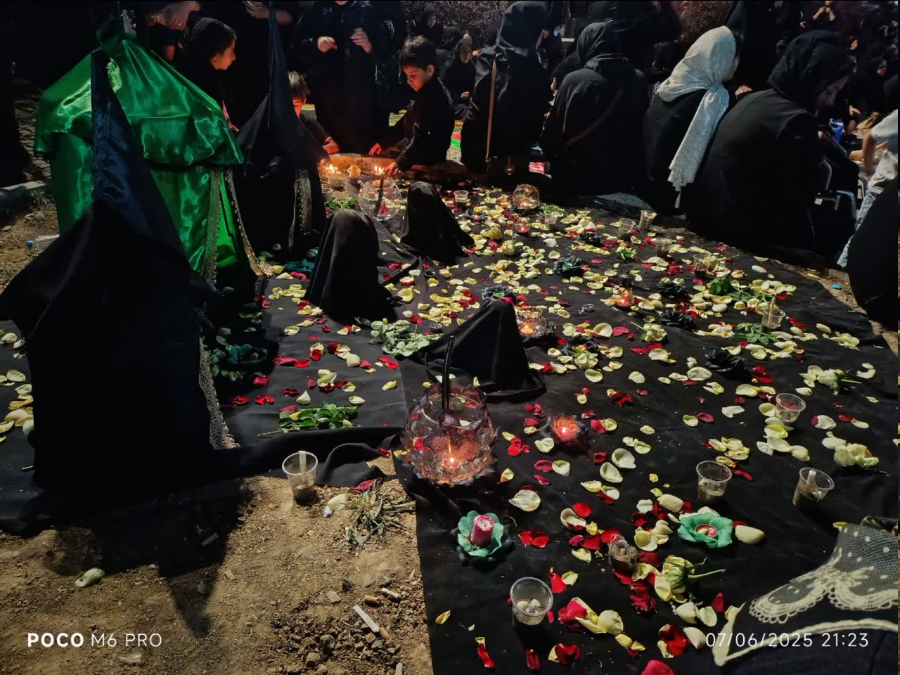 برکت سفره سیدالشهدا در کنار فرزندان بهزیستی دیدنیست / اگر بخواهیم دنیا و آخرتمان آباد باشد، هوای این عزیزان را داشته باشیم