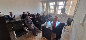 کارگاه اطفاء حریق: گامی مهم در افزایش آمادگی کارکنان بهزیستی و تیم محب چالدران