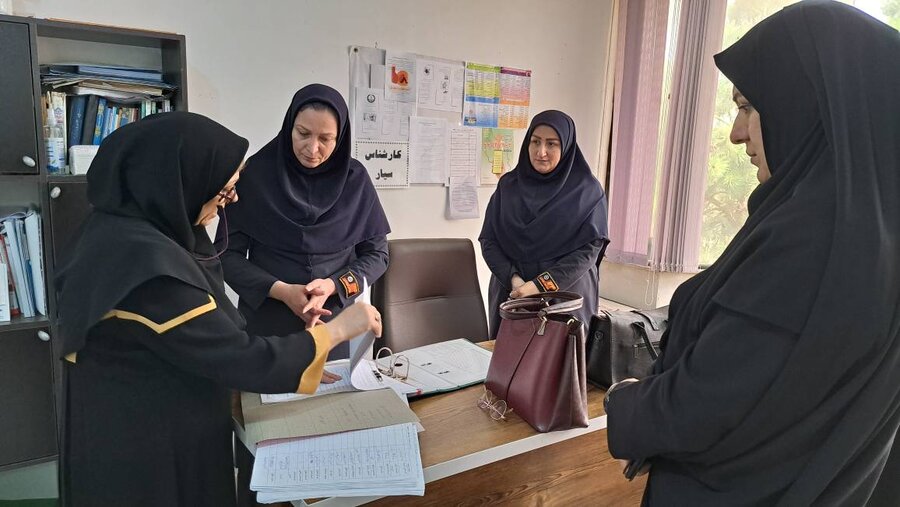 بازدید معاون سلامت اجتماعی بهزیستی گیلان از مرکز اورژانس اجتماعی ۱۲۳ شهرستان رودسر