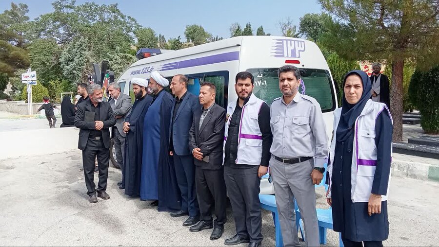 برگزاری مراسم محفل انس با قرآن کریم در مزار شهدای اقتدار در ارومیه